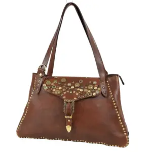 Borsa Alba in cuoio forma a trapezio e borchiata