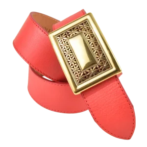 Cintura in pelle rossa con fibbia oro