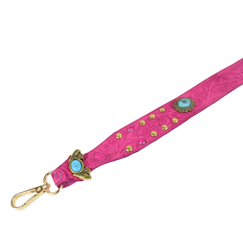 Borsetta in pelle colorata e borchiata con turchesi e strass