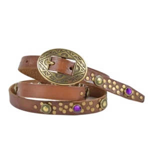Cintura in cuoio marrone borchiata con rivetti color oro e strass viola