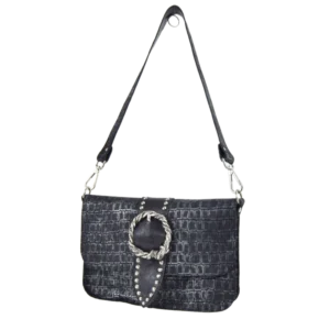 Borsa in pelle stampata effetto coccodrillo dalle medie dimensioni. Impreziosita con fibbia rotonda e borchiata a mano al centro