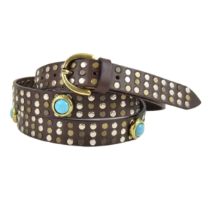 Cintura in cuoio testa di moro borchiata su tutta la lunghezza con rivetti color ottone e argento e borchie turchesi.